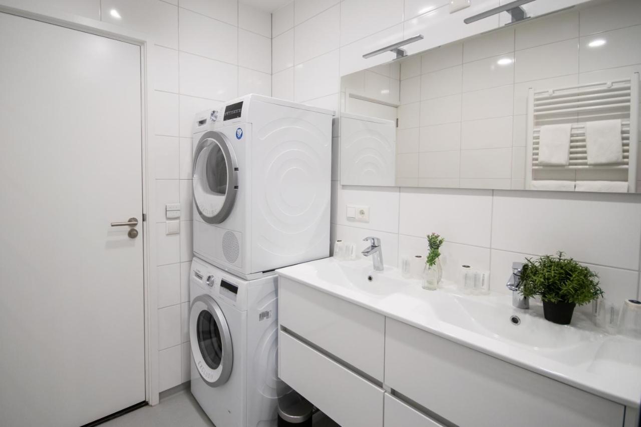 הרלינגן Franekerpoort Hotel Appartementen מראה חיצוני תמונה